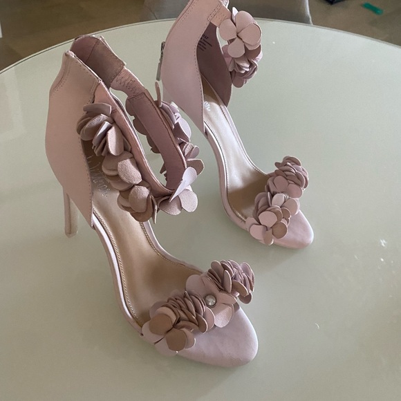 Wittner - baby pink heels - Picture 2 of 3